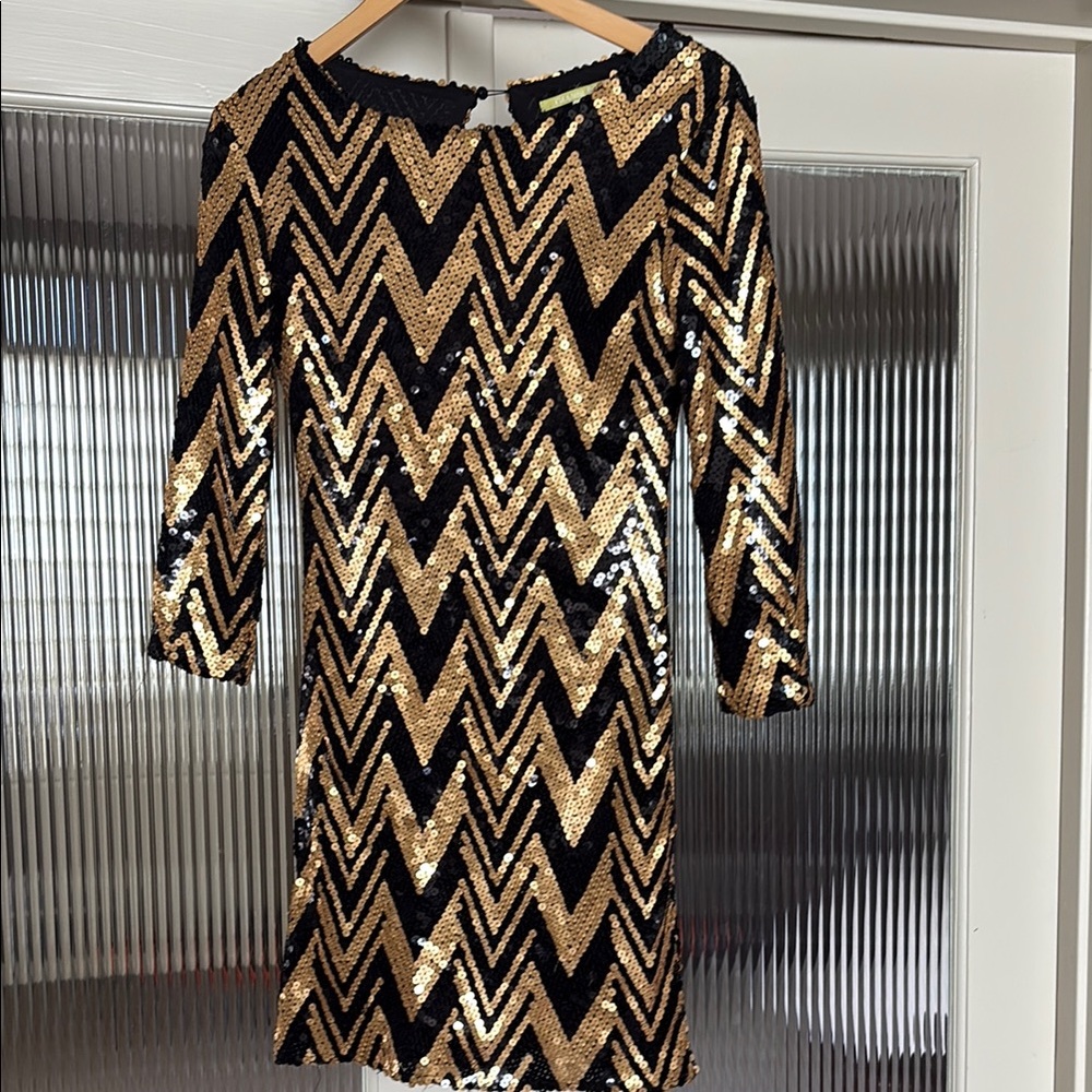 Sequin Chevron Dress in Black and Gold